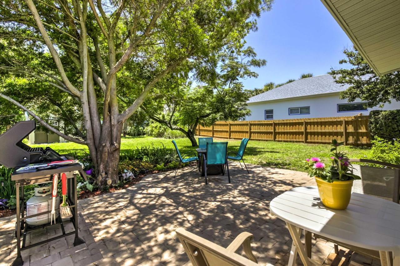 New Smyrna Beach Abode With Fire Pit, Walk To Beach! Villa Exteriör bild